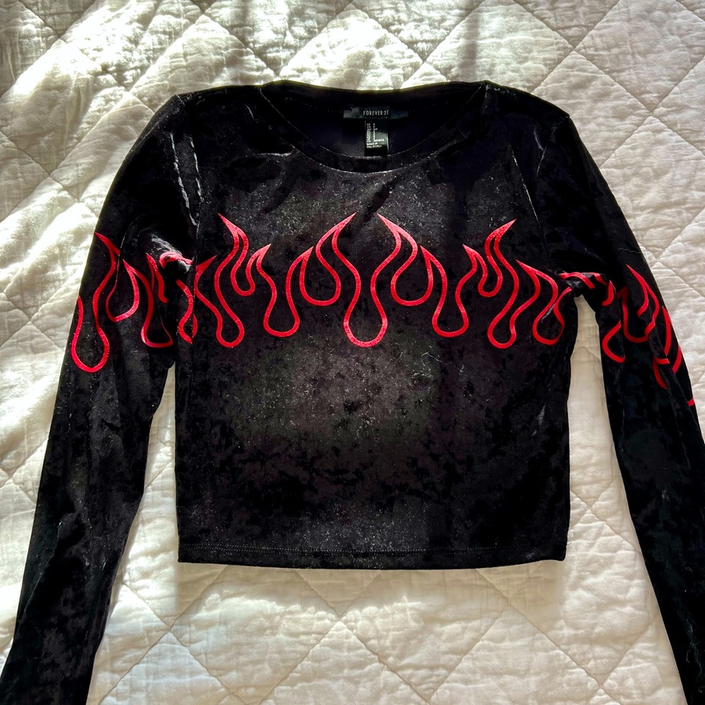 Velvet Flame Top